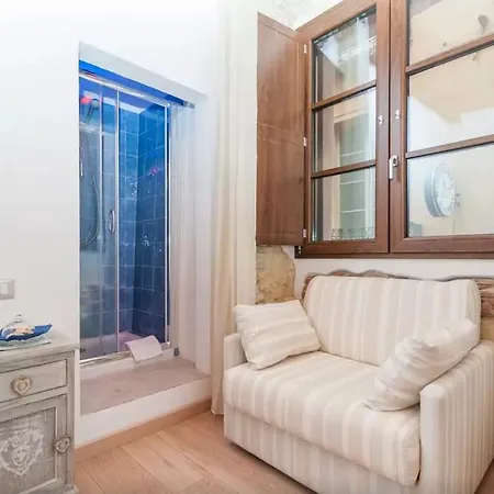 Arche Bed & Breakfast *