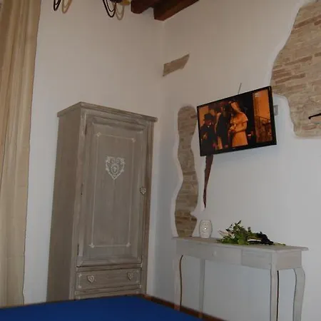 Arche Nocleg ze śniadaniem *